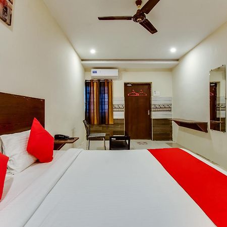 Oyo Akshaya Nest Hotel Vijayawāda Eksteriør billede