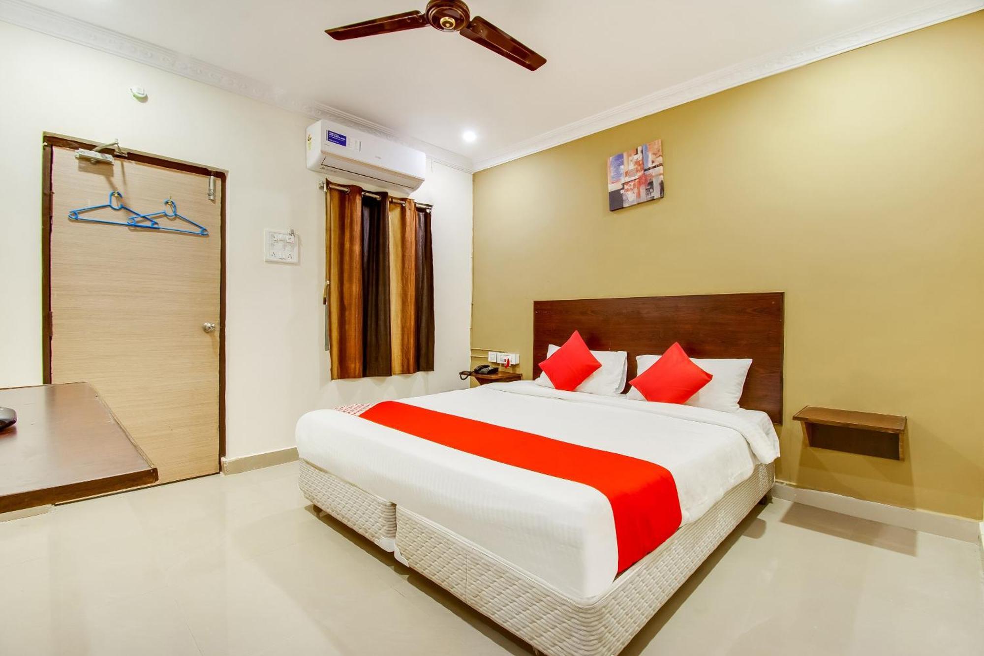 Oyo Akshaya Nest Hotel Vijayawāda Eksteriør billede