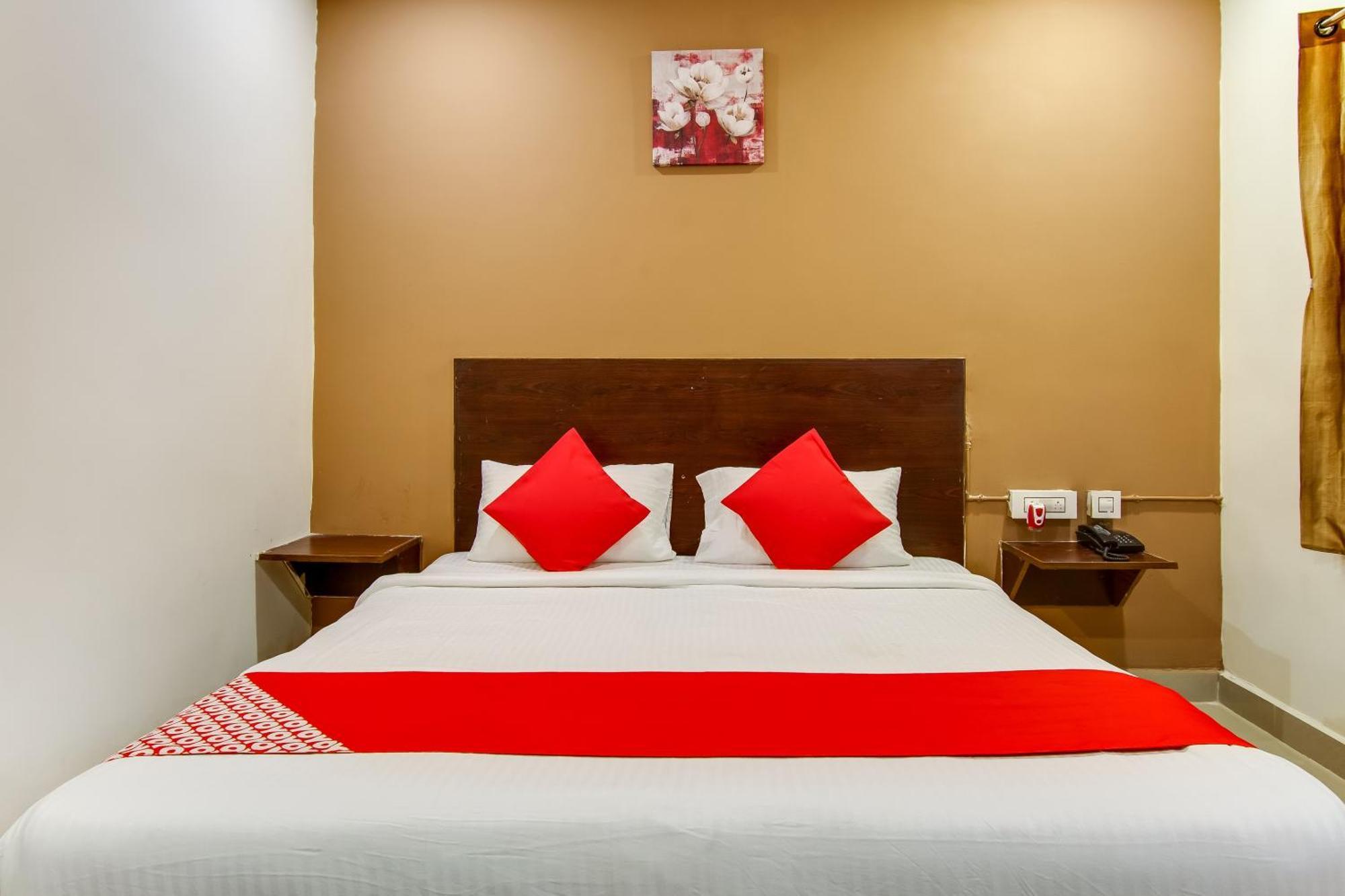 Oyo Akshaya Nest Hotel Vijayawāda Eksteriør billede
