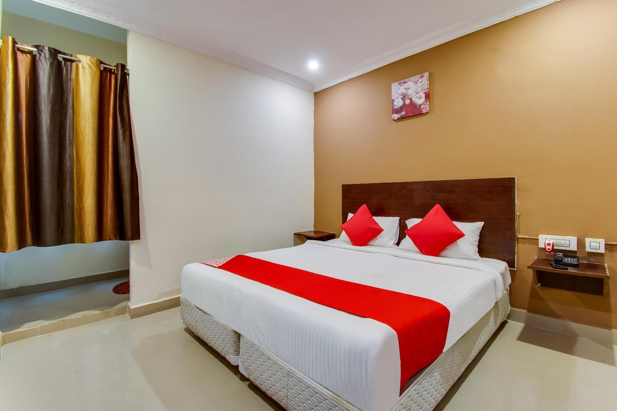 Oyo Akshaya Nest Hotel Vijayawāda Eksteriør billede